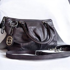 Borsa gucci sukey usato Borsa gucci sukey usato  Spedire a Italy