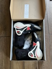 Dainese axial 44 d'occasion  Expédié en Belgium