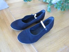 Ladies girls freed for sale  READING