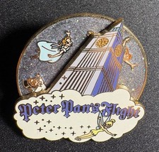 Pin giratório Disney Peter Pan's Flight logotipo atração 3D cintilante sininho  comprar usado  Enviando para Brazil
