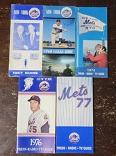 Usado, Guia de imprensa/rádio/TV de beisebol New York Mets MLB - anos 60 e 70 - Lote de 5 comprar usado  Enviando para Brazil