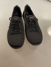 Sketchers black low for sale  Minneapolis