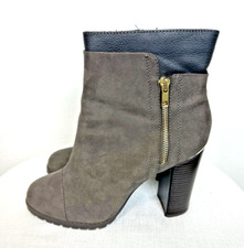 Juicy couture women for sale  Maple Valley