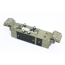 Bosch 820 227 d'occasion  Marolles-en-Hurepoix