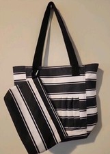Bolsa tote de praia listrada Thirsty One com garrafa de água térmica anexada comprar usado  Enviando para Brazil