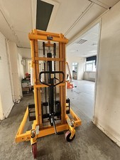 Straddle leg stacker for sale  BALDOCK