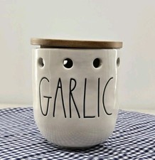 Rae dunn garlic d'occasion  Expédié en Belgium