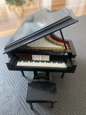 Sofisticado 18 notas miniatura musical preto fosco piano de cauda com banco - ... comprar usado  Enviando para Brazil