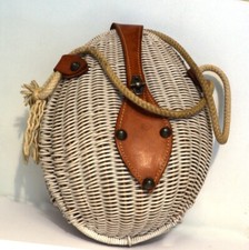 Joli sac main d'occasion  Paris IV