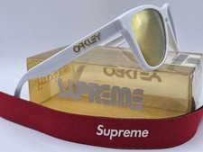 Oakley frogskins suprême d'occasion  Magalas