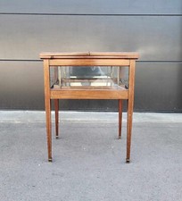 Table vitrine ancienne d'occasion  Mouvaux