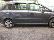 Attelage opel zafira d'occasion  La Ville-aux-Clercs