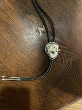 BOLO TIE BRANCO BÚFALO TURQUESA PRATA ESTERLINA ARTISTA NAVAJO Juan Guerro comprar usado  Enviando para Brazil