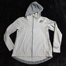 Nike women light for sale  San Jacinto