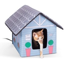 Heated outdoor cat for sale  Brentwood