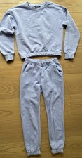 Hausanzug mädchen 140 gebraucht kaufen  Berlin