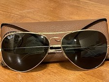 Óculos de sol Ray Ban aviador preto lente armação dourada masculino unissex com estojo, usado comprar usado  Enviando para Brazil