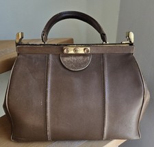 Braune doktortasche arzttasche gebraucht kaufen  Stahnsdorf