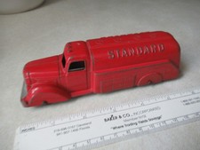 Vintage oop tootsietoy for sale  Berea