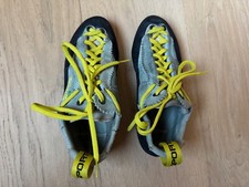 Sportiva womens mythos for sale  Napa