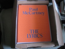 Paul McCartney THE LYRICS Signed & Numbered Deluxe Special Edition Book Rare 175 comprar usado Paul McCartney THE LYRICS Signed & Numbered Deluxe Special Edition Book Rare 175 comprar usado  Enviando para Brazil