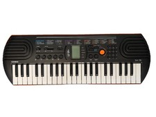 Casio tastiera tasti usato  Galatina