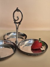 Silver tripartite serving d'occasion  Expédié en Belgium