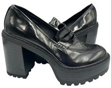 Madden girl women for sale  Liberty