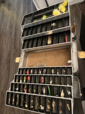 Caixa de pesca Umco 1000AS vintage colecionadores alumínio… com algum equipamento comprar usado  Enviando para Brazil