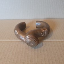 Ancien bracelet ethnique d'occasion Ancien bracelet ethnique d'occasion  Grièges