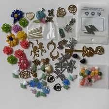 Assorted charms lot. for sale  Tampa