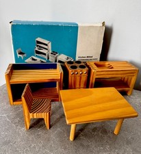 Brinquedo alemão vintage móveis de cozinha meados do século conjunto de brinquedos caixa madeira maciça comprar usado  Enviando para Brazil