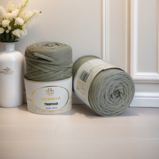 Gomitolo fettuccia trapillo usato Gomitolo fettuccia trapillo usato  Brescia