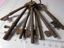 Vintage keys for sale  CARTERTON