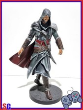 Statua assassin creed usato  Messina