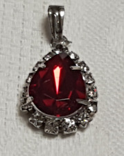 Pendentif ancien style d'occasion  Avesnes-sur-Helpe