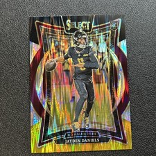 2024 Panini Select - Concourse Jayden Daniels #26 Black & Gold Shock Prizm (RC), usado comprar usado 2024 Panini Select - Concourse Jayden Daniels #26 Black & Gold Shock Prizm (RC), usado comprar usado  Enviando para Brazil