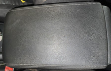Console frontal 16-19 VW PASSAT TAMPA/APOIO DE BRAÇO SOMENTE SEDÃ PRETO 561864207SK84 comprar usado  Enviando para Brazil