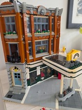 Lego 10264 creator d'occasion  Expédié en Belgium