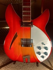 rickenbacker 360 d'occasion rickenbacker 360 d'occasion Expédié en Belgium