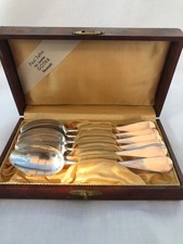 Set tea spoons for sale  HALESWORTH