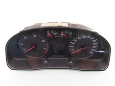 Volkswagen PASSAT B5 2000 Inne prędkościomierz Kokpit 110008961015, używany na sprzedaż  PL