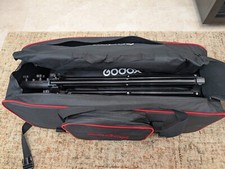 Usado, Kit de 2 luzes Godox Litemons LA150D luz do dia balanceada LED - com controle remoto e bolsa comprar usado  Enviando para Brazil