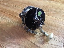 Molinete de pesca vintage Ocean City 210 água salgada excelente original  comprar usado  Enviando para Brazil