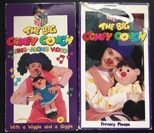 Lot Of 2 The Big Comfy Couch Sing-Along A Wiggle And A Giggle & Privacy Please comprar usado  Enviando para Brazil