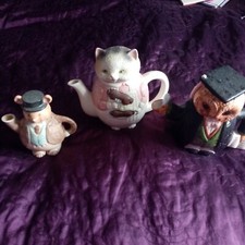 Collectable novelty teapots for sale  SITTINGBOURNE