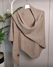 Châle élégant laine d'occasion Châle élégant laine d'occasion  Nantes-