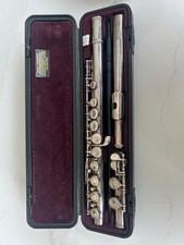 Yamaha 211 flute for sale  BARNET