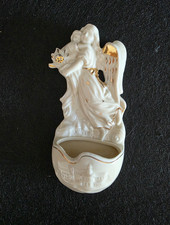 Acquasantiera con madonna usato  Fermo