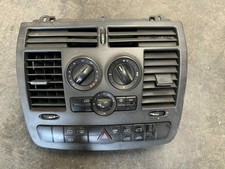 Mercedes-Benz Vito Viano W639 2011 Przednia konsola centralna jednostka sterująca CHA18757 na sprzedaż Mercedes-Benz Vito Viano W639 2011 Przednia konsola centralna jednostka sterująca CHA18757 na sprzedaż  PL